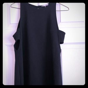 Short medium black dress with side cut out